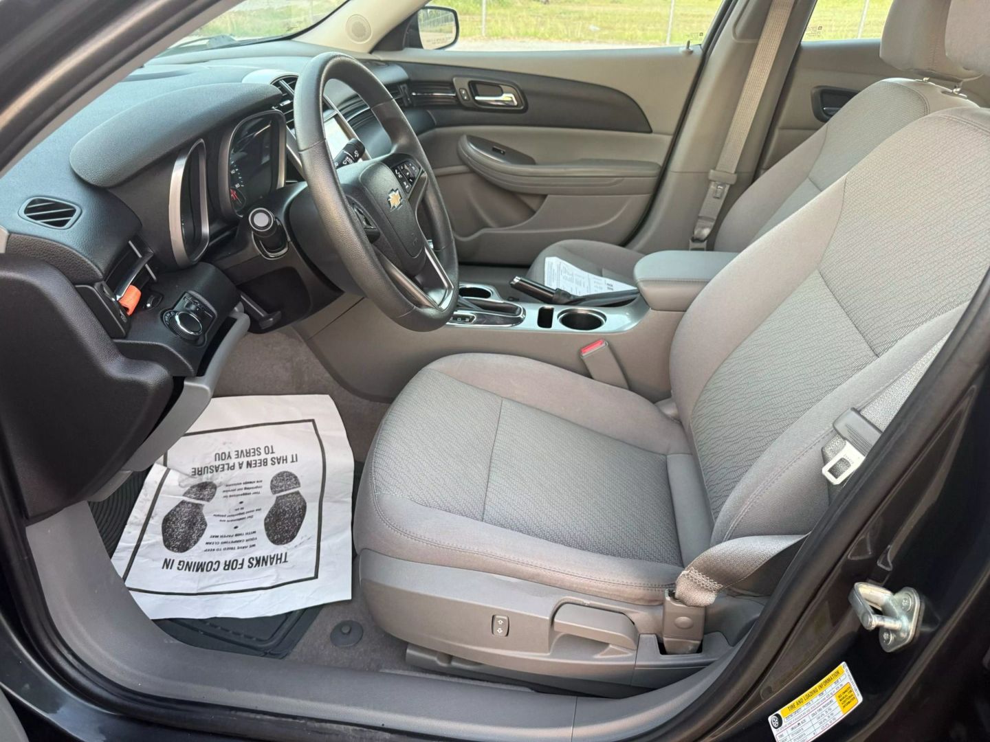2015 Chevrolet Malibu - Image 11