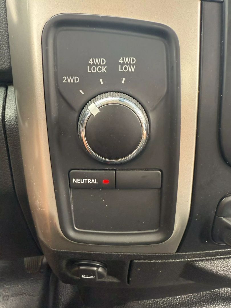 2018 Ram 3500 Crew Cab - Image 17