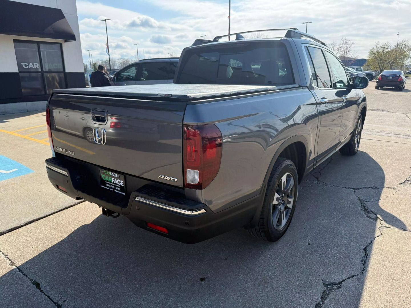 2019 Honda Ridgeline - Image 14