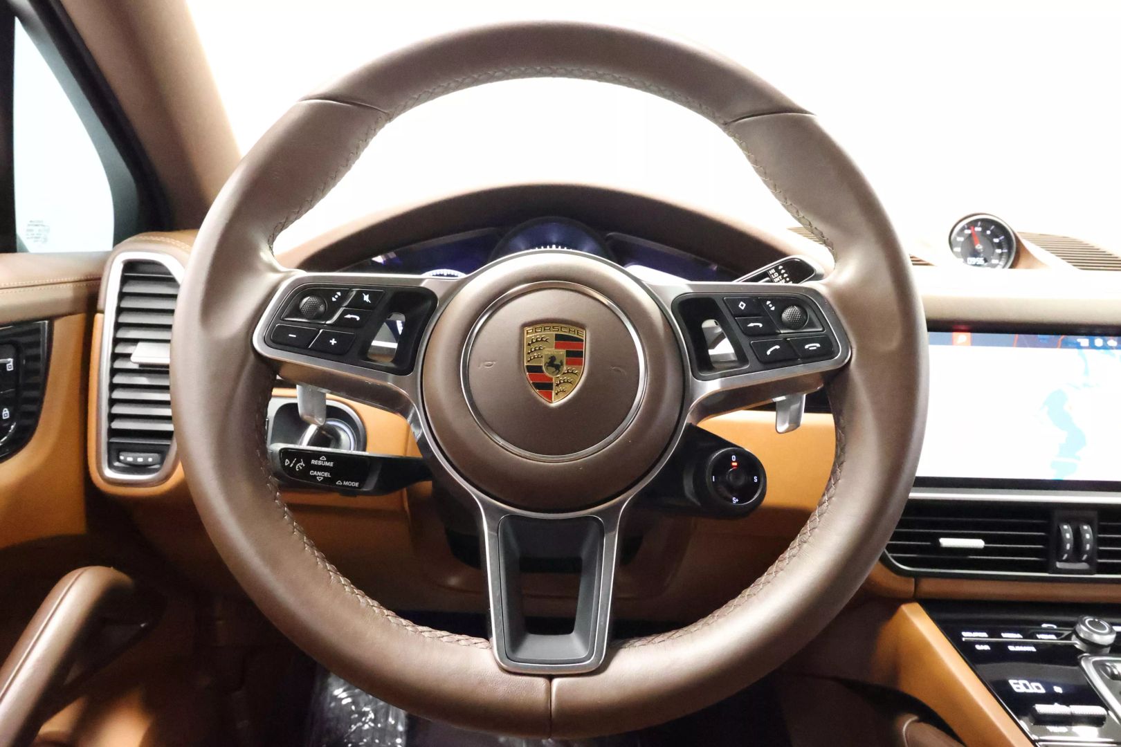 2021 Porsche Cayenne Coupe - Image 21