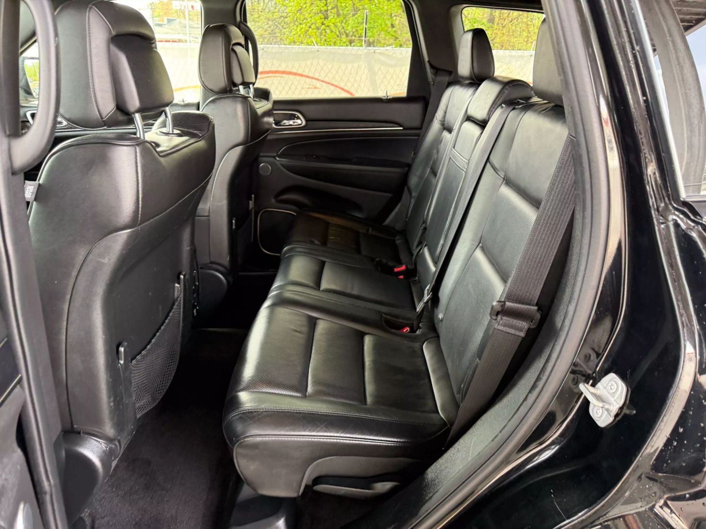 2018 Jeep Grand Cherokee - Image 18