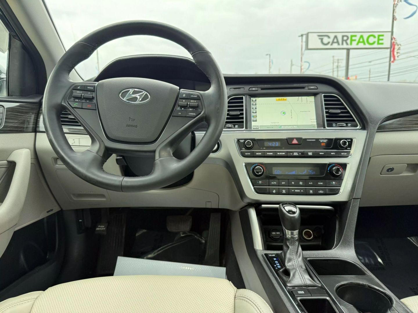 2015 Hyundai Sonata - Image 26