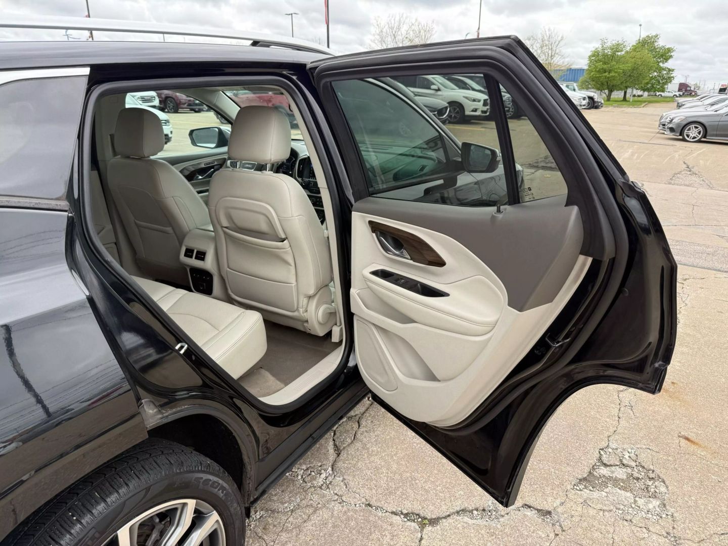 2019 Gmc Terrain - Image 22