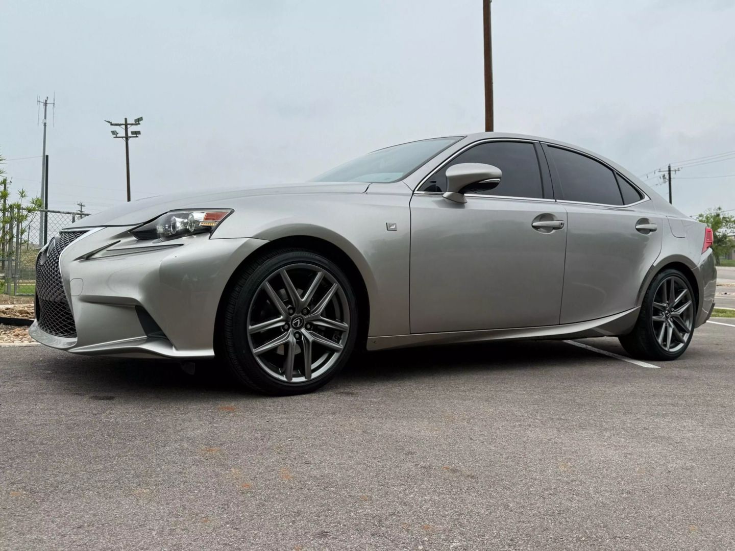 2015 Lexus Is - Image 42