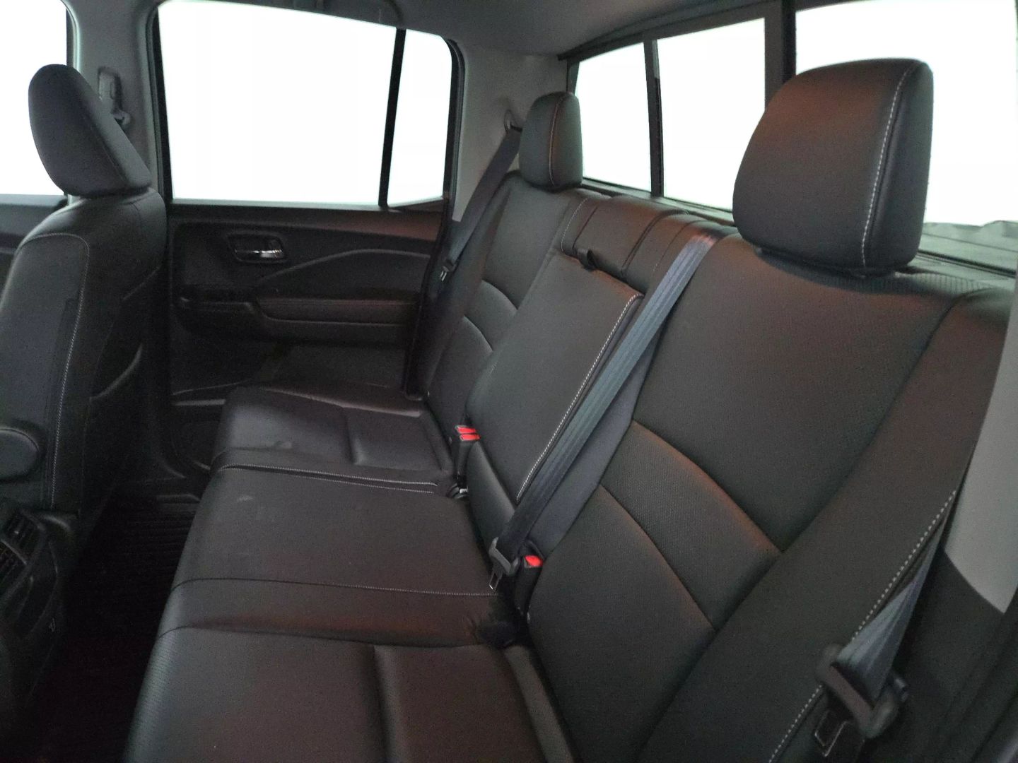 2022 Honda Ridgeline - Image 15