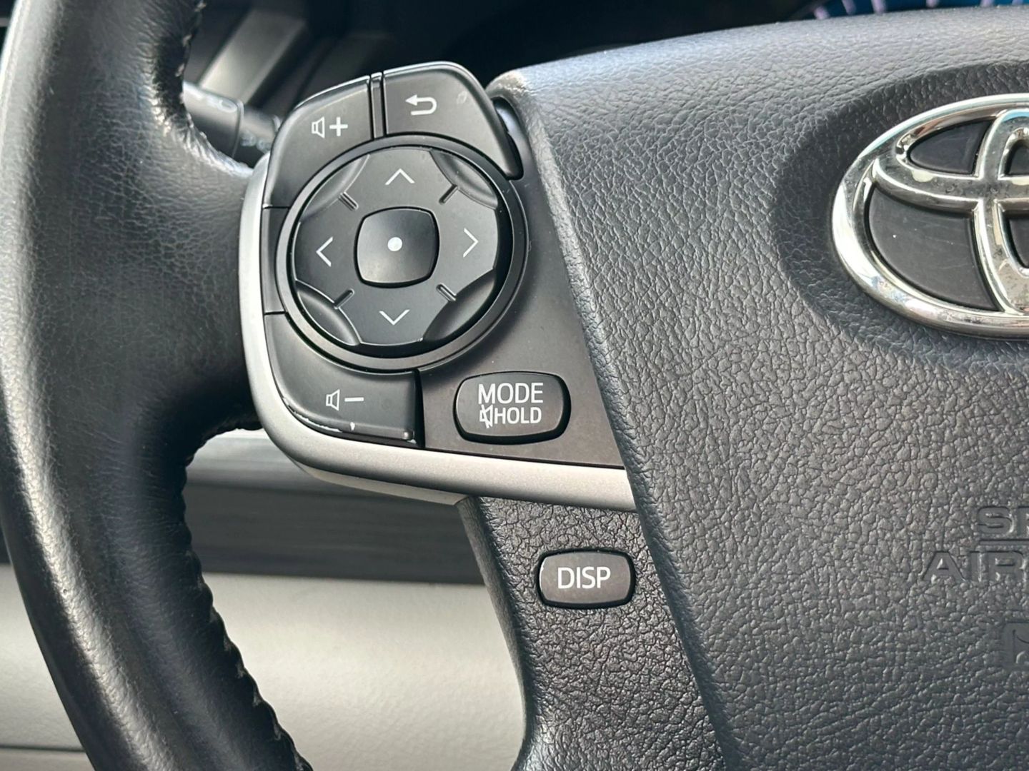 2012 Toyota Camry - Image 28