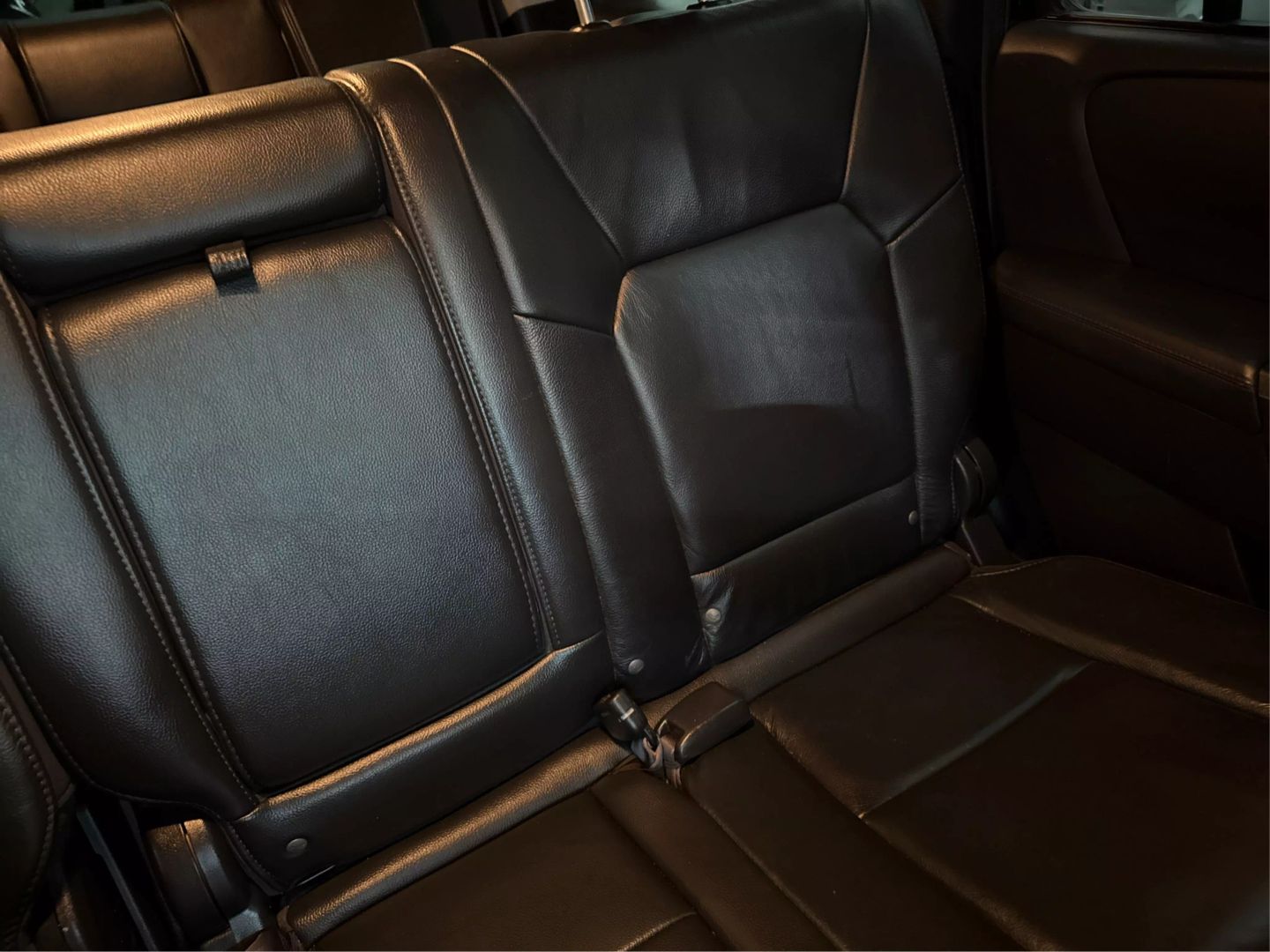 2015 Honda Pilot - Image 31