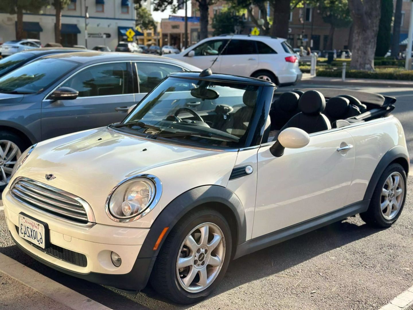 2010 MINI Cooper Base's photo