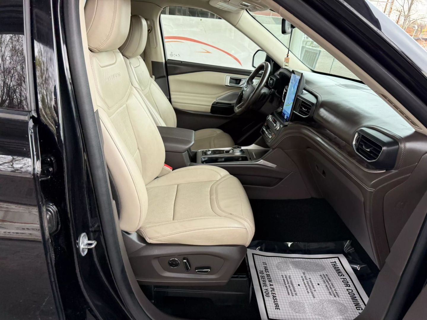 2020 Ford Explorer - Image 26
