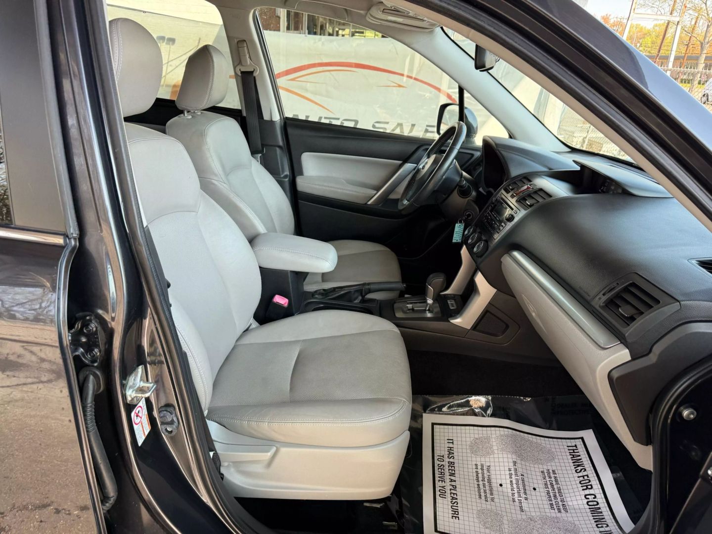 2014 Subaru Forester - Image 25