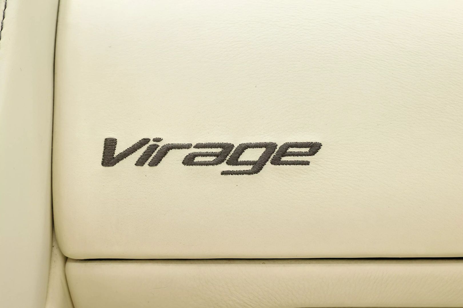 2012 Aston Martin Virage - Image 71