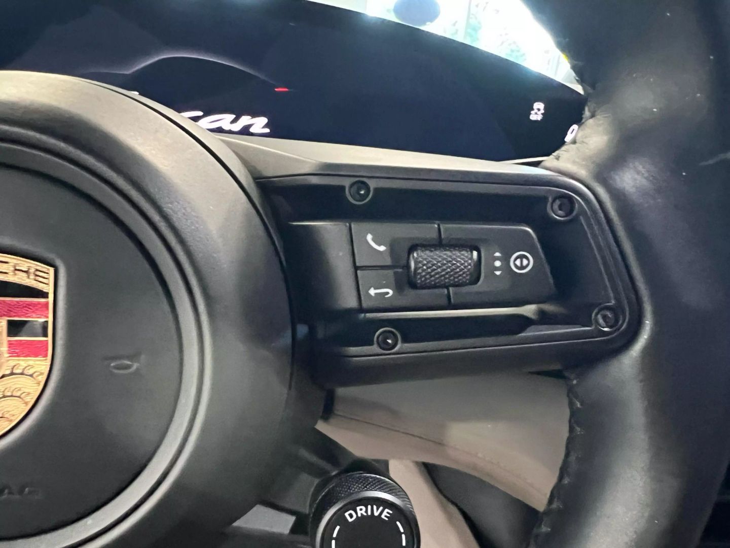 2020 Porsche Taycan 4s Sedan 4d - Image 25