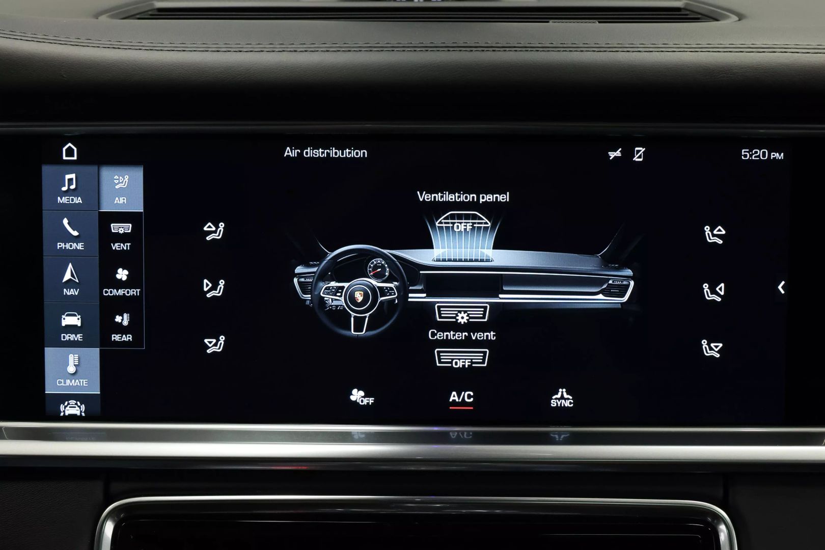 2017 Porsche Panamera - Image 37