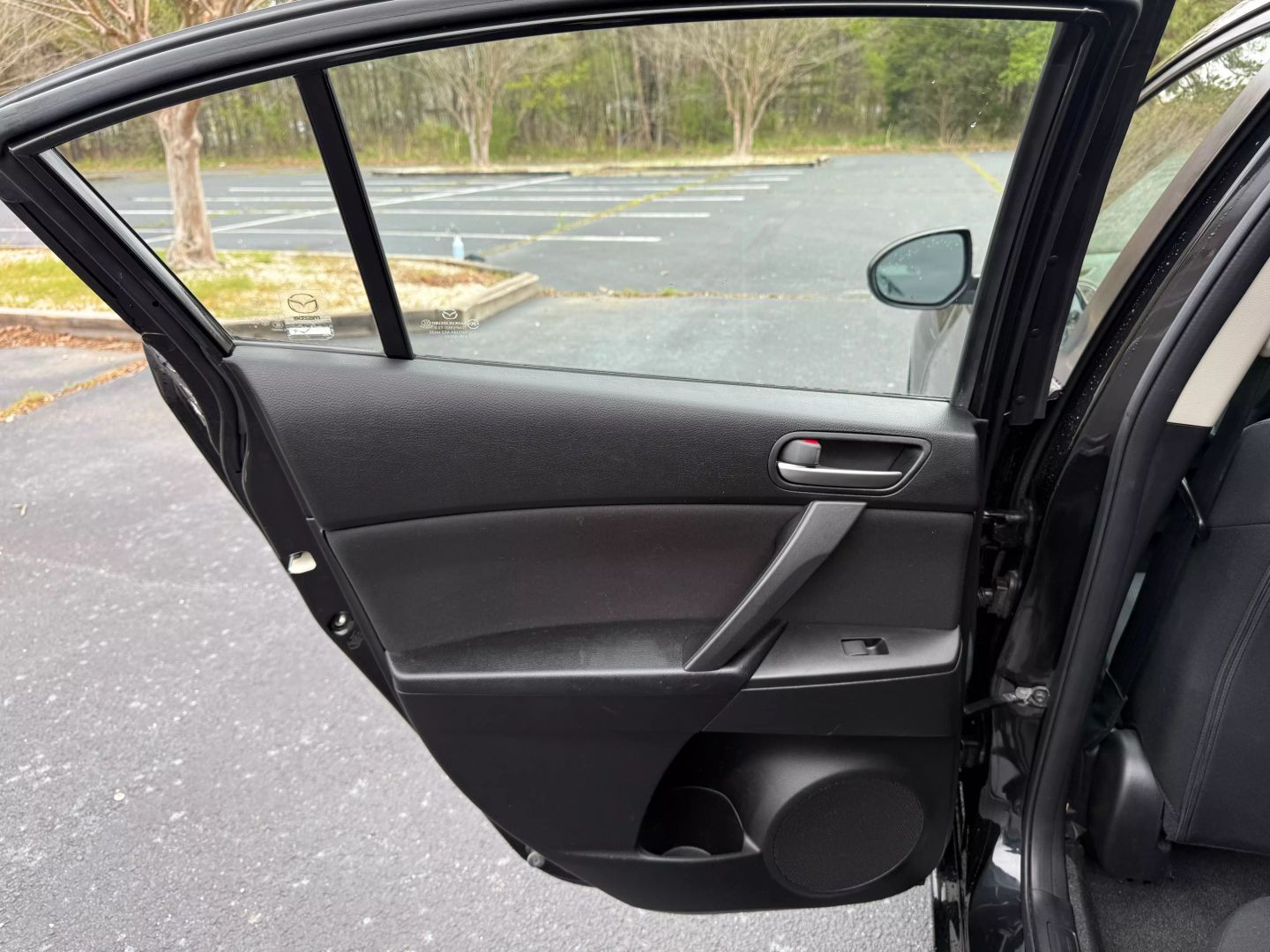 2010 Mazda Mazda3 - Image 11