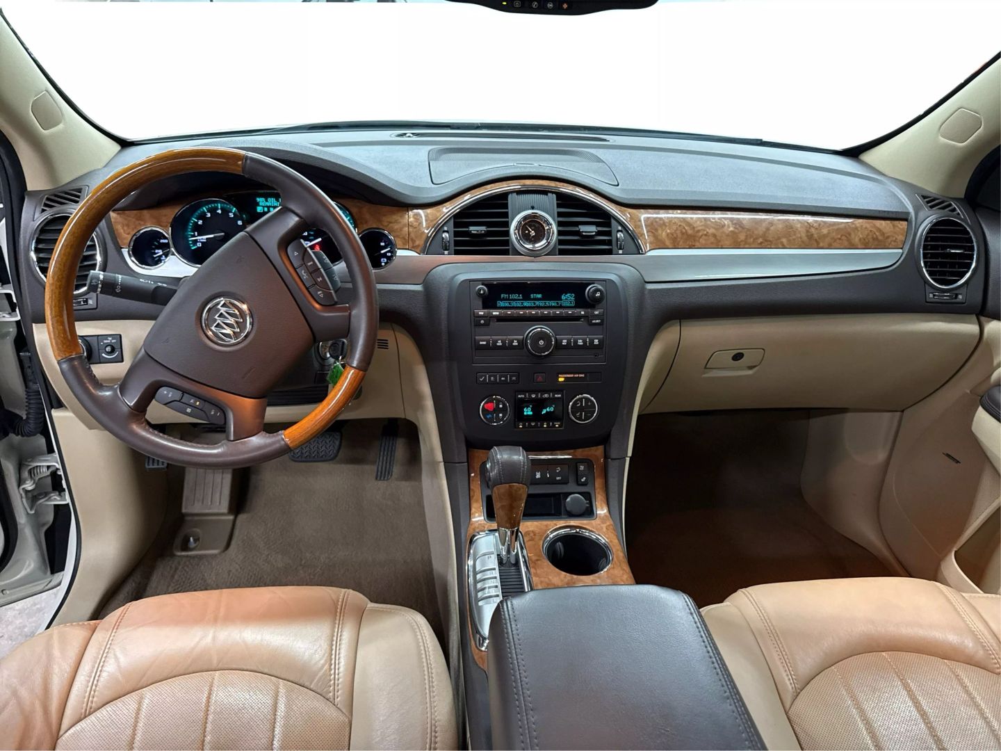 2012 Buick Enclave - Image 20