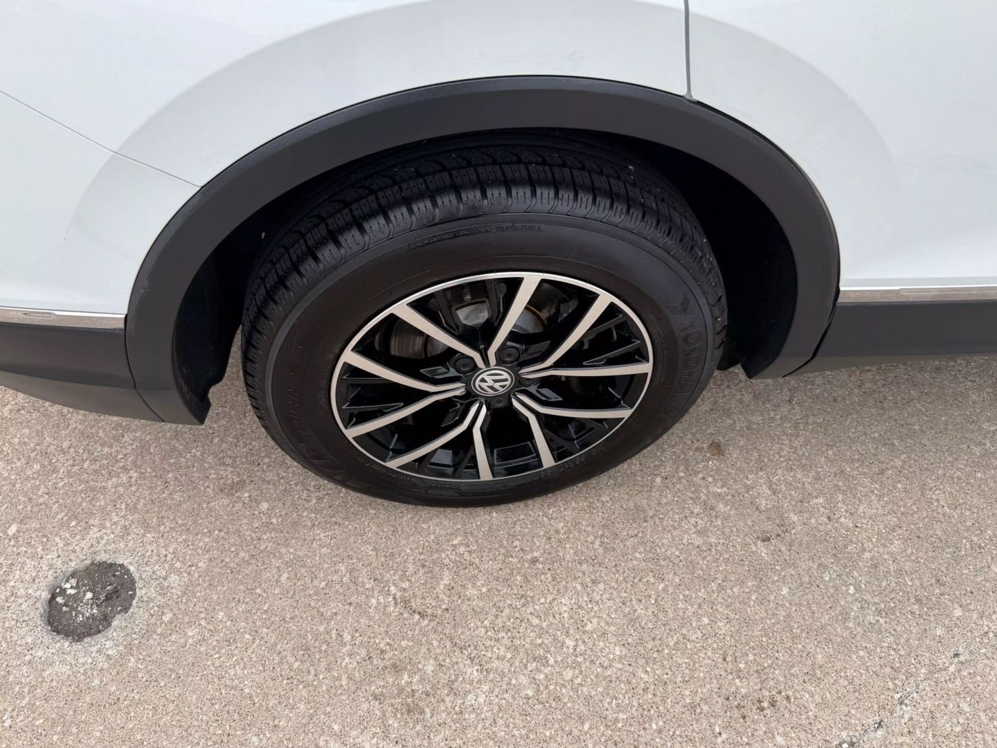 2021 Volkswagen Tiguan - Image 54