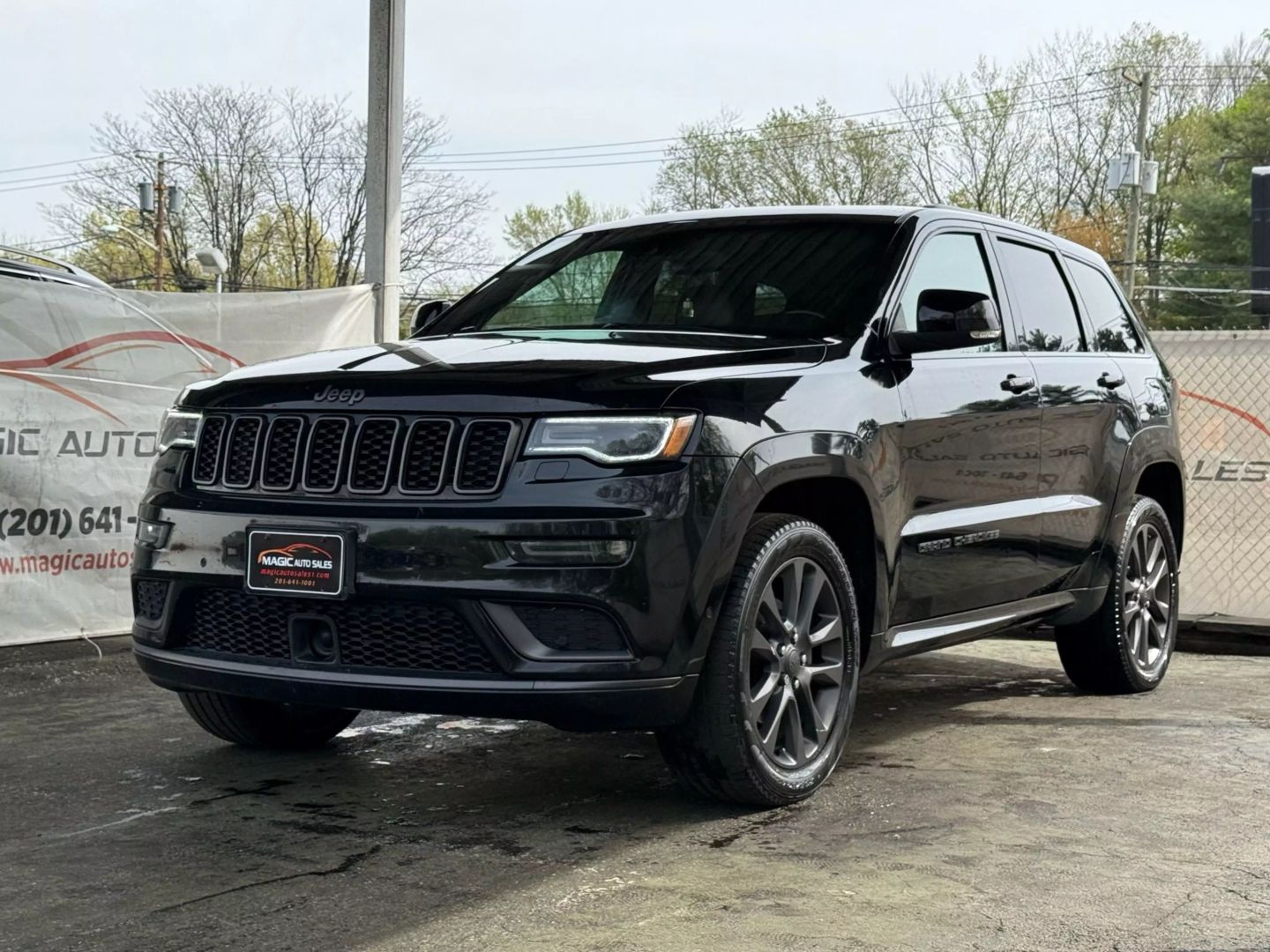 2018 Jeep Grand Cherokee - Image 3