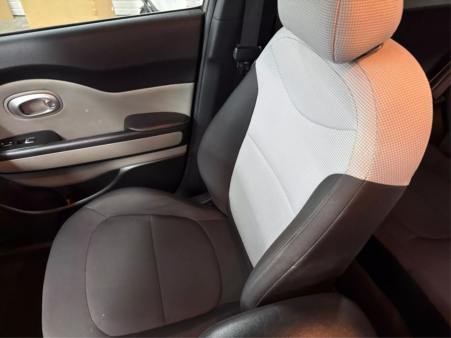 2019 Kia Soul - Image 27