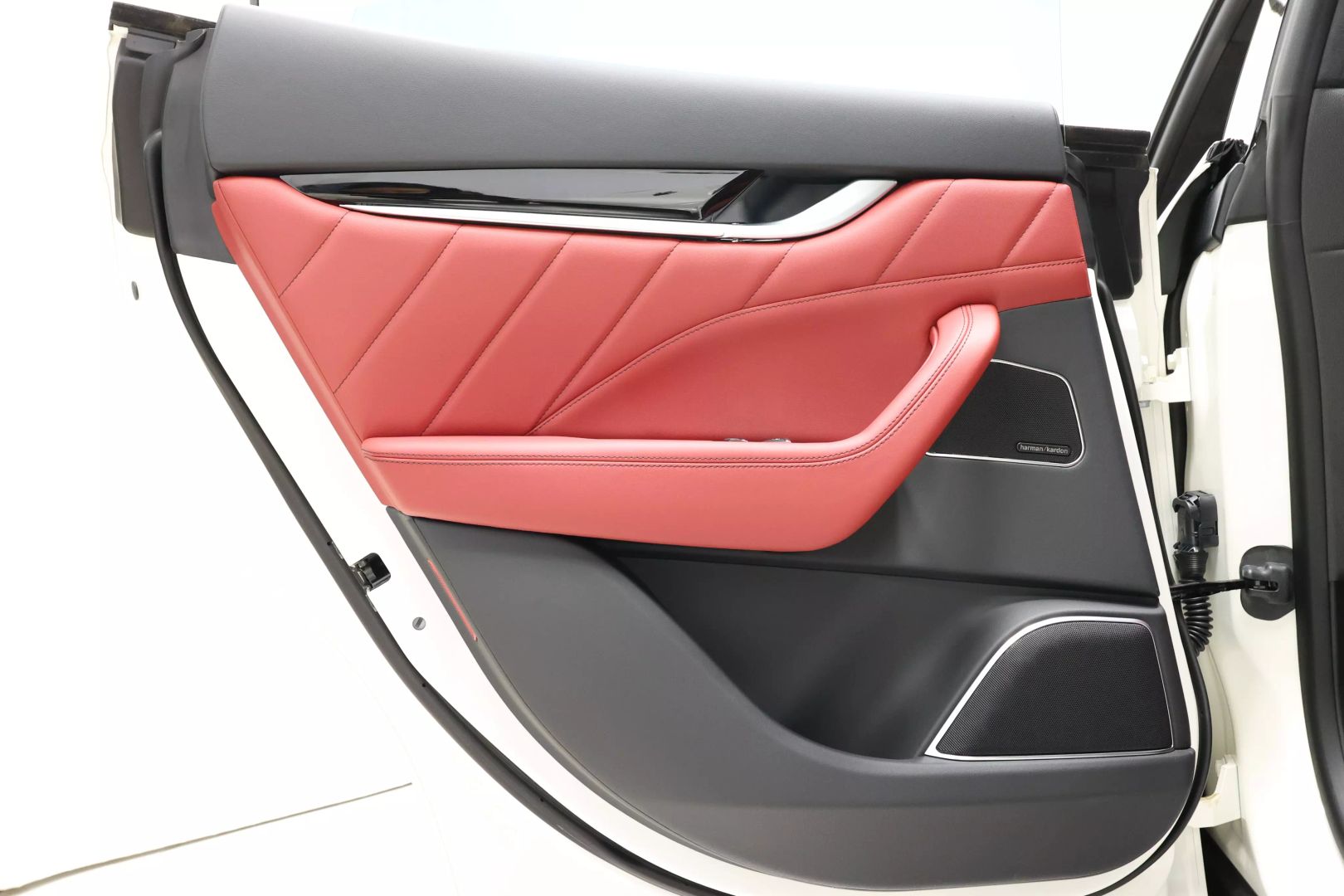 2022 Maserati Levante - Image 52