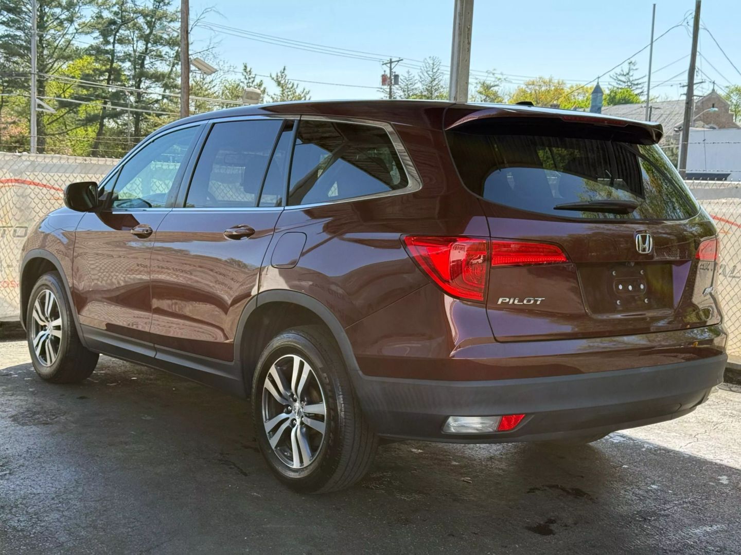 2018 Honda Pilot - Image 9