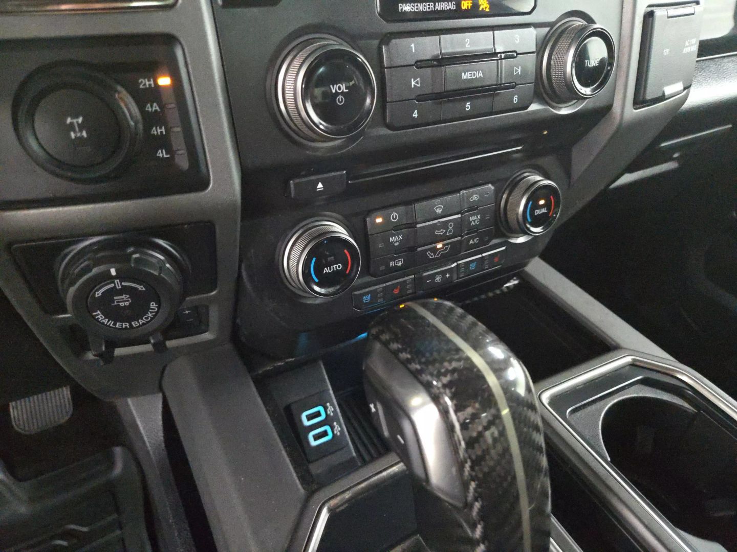 2017 Ford F150 Supercrew Cab - Image 26