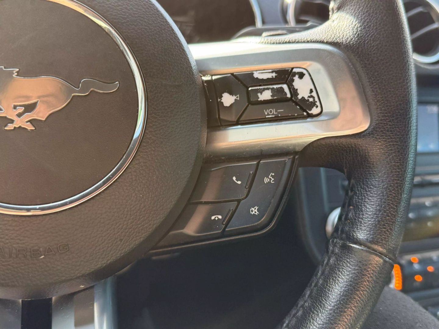 2016 Ford Mustang - Image 27