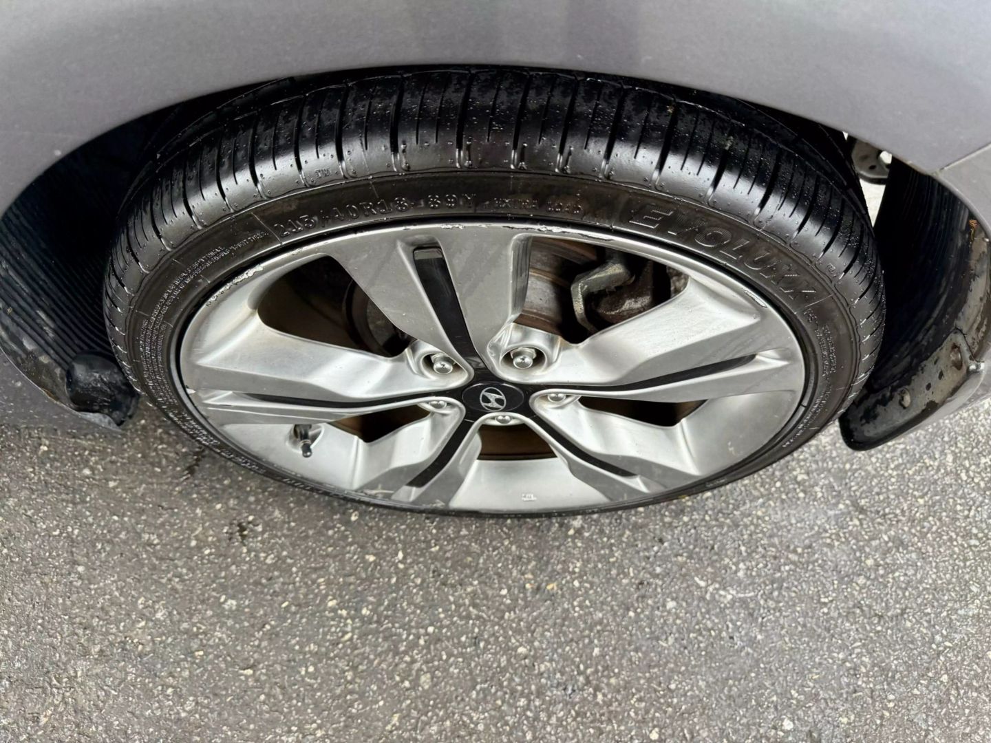 2013 Hyundai Veloster - Image 40
