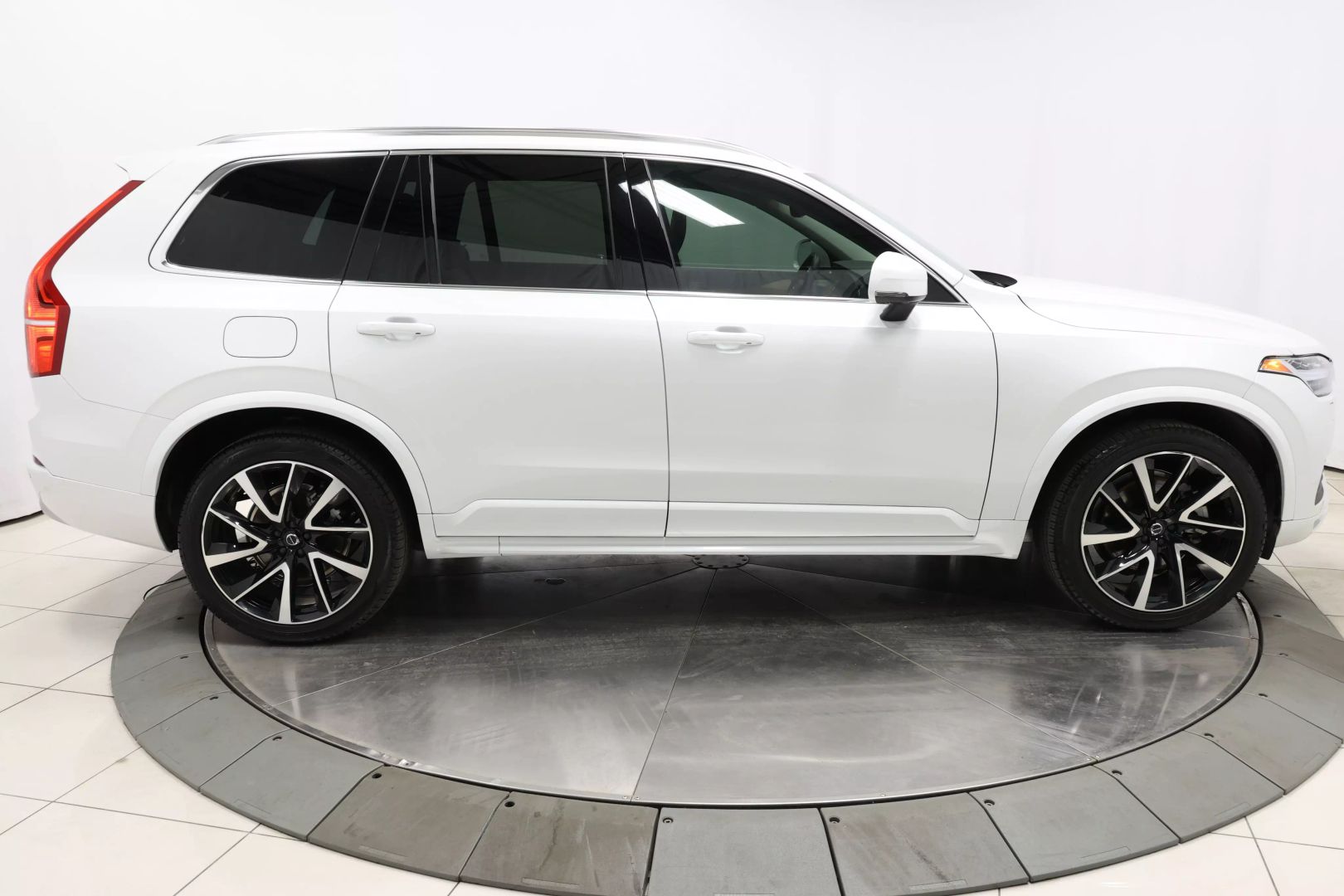 2022 Volvo Xc90 - Image 68