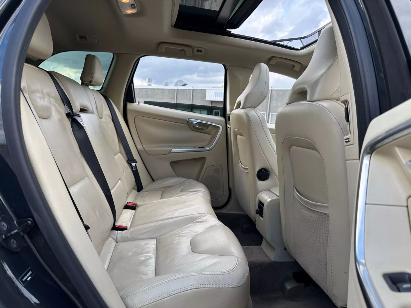 2013 Volvo Xc60 - Image 27