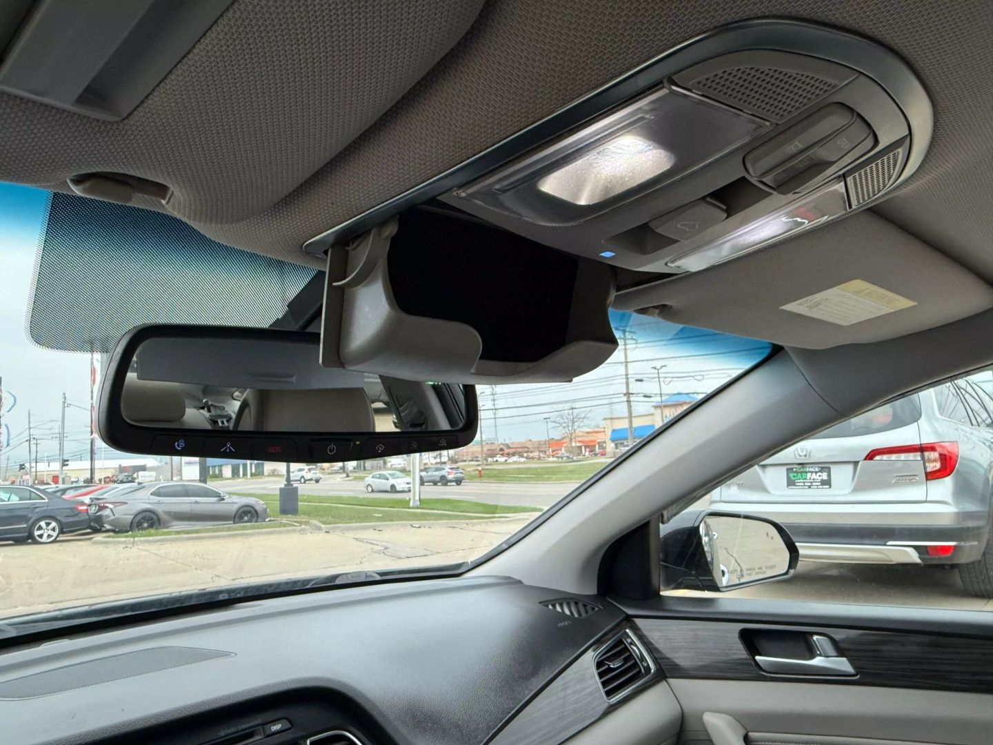 2015 Hyundai Sonata - Image 50