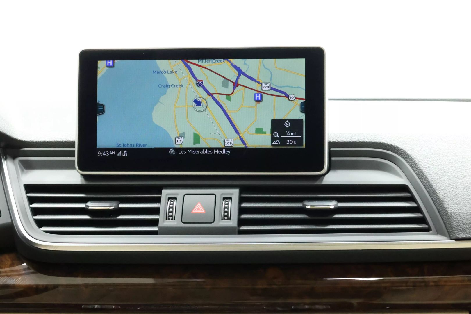 2018 Audi Q5 - Image 47