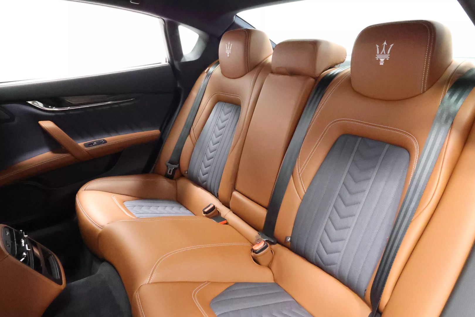2018 Maserati Quattroporte - Image 3