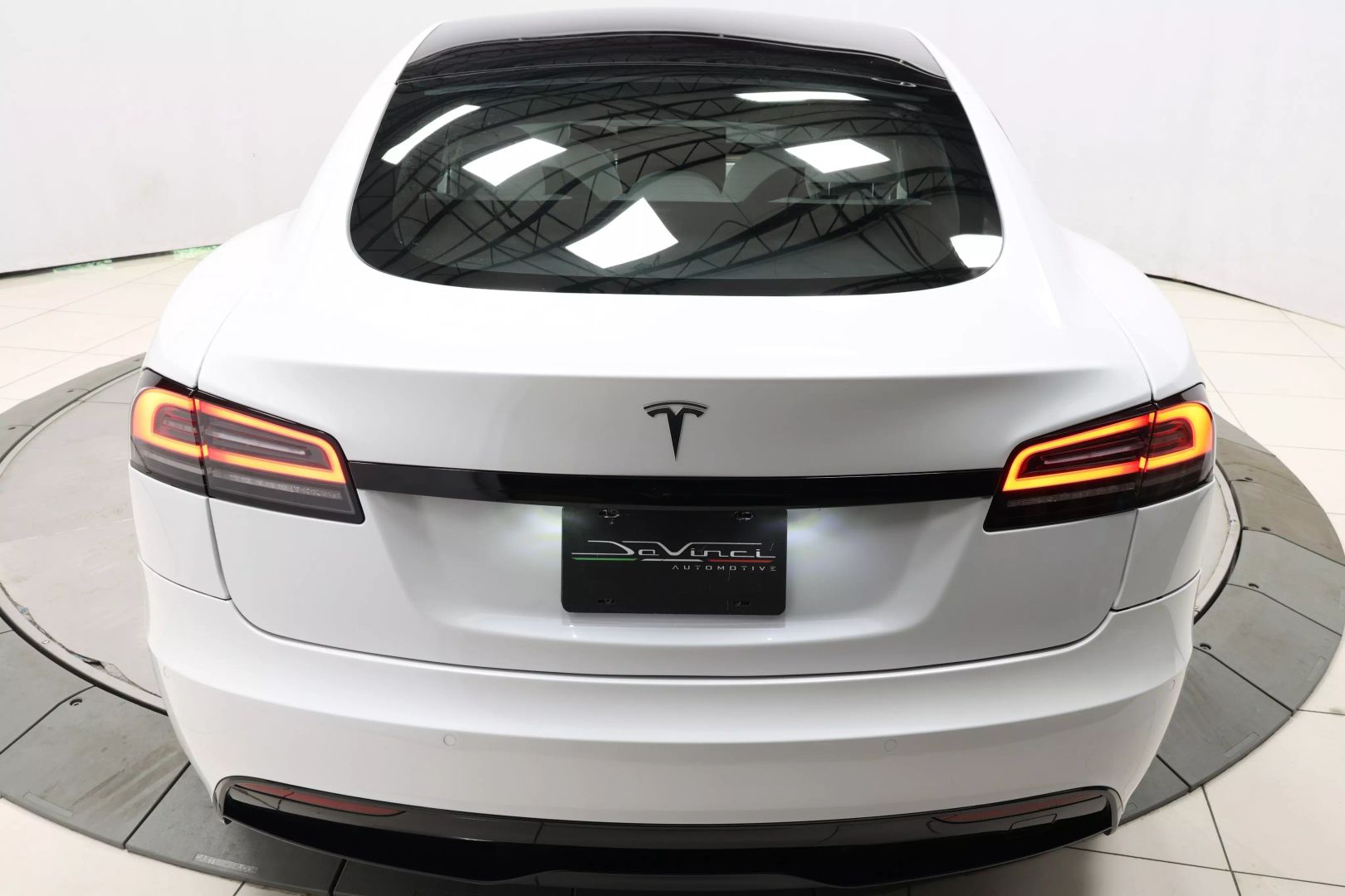 2022 Tesla Model S - Image 51