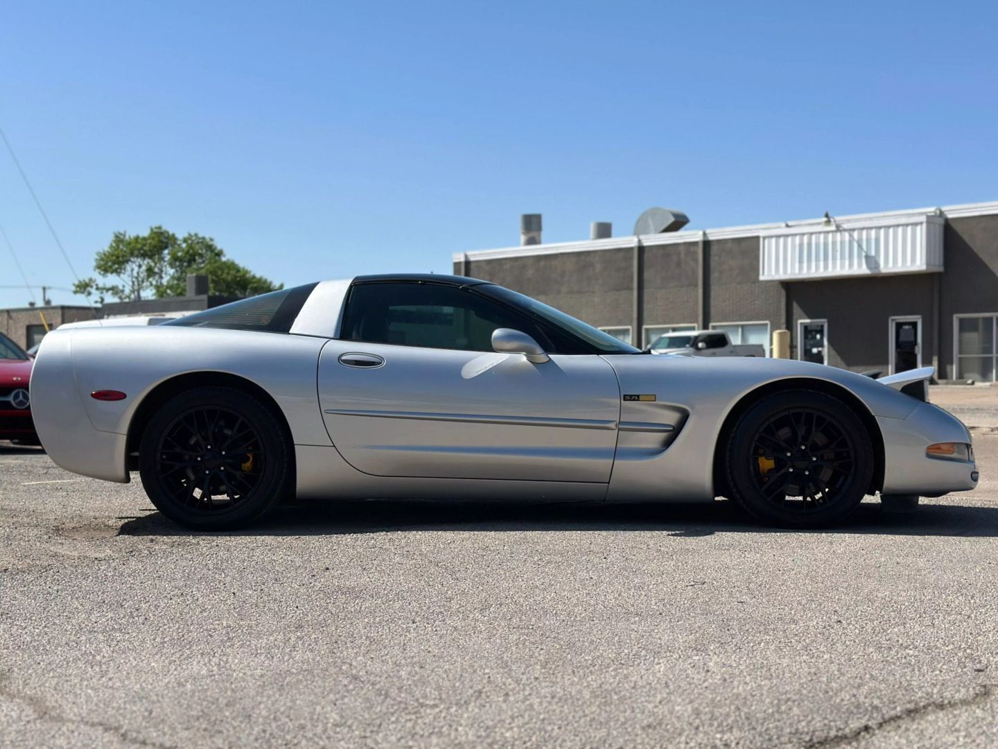 2001 Chevrolet Corvette - Image 8