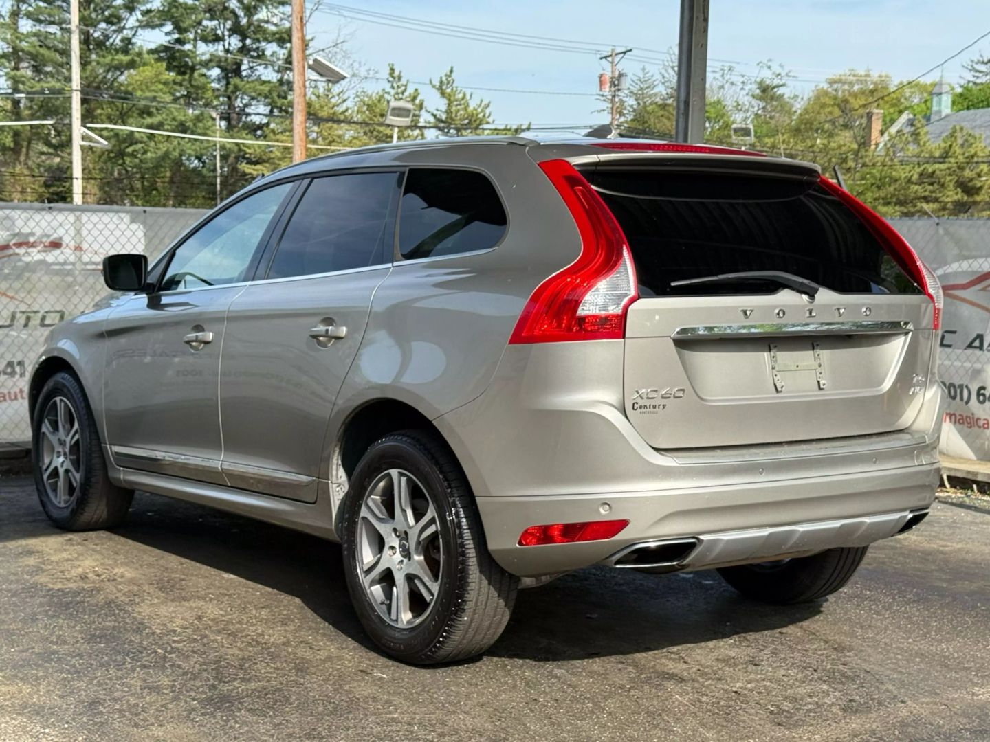 2014 Volvo Xc60 - Image 9