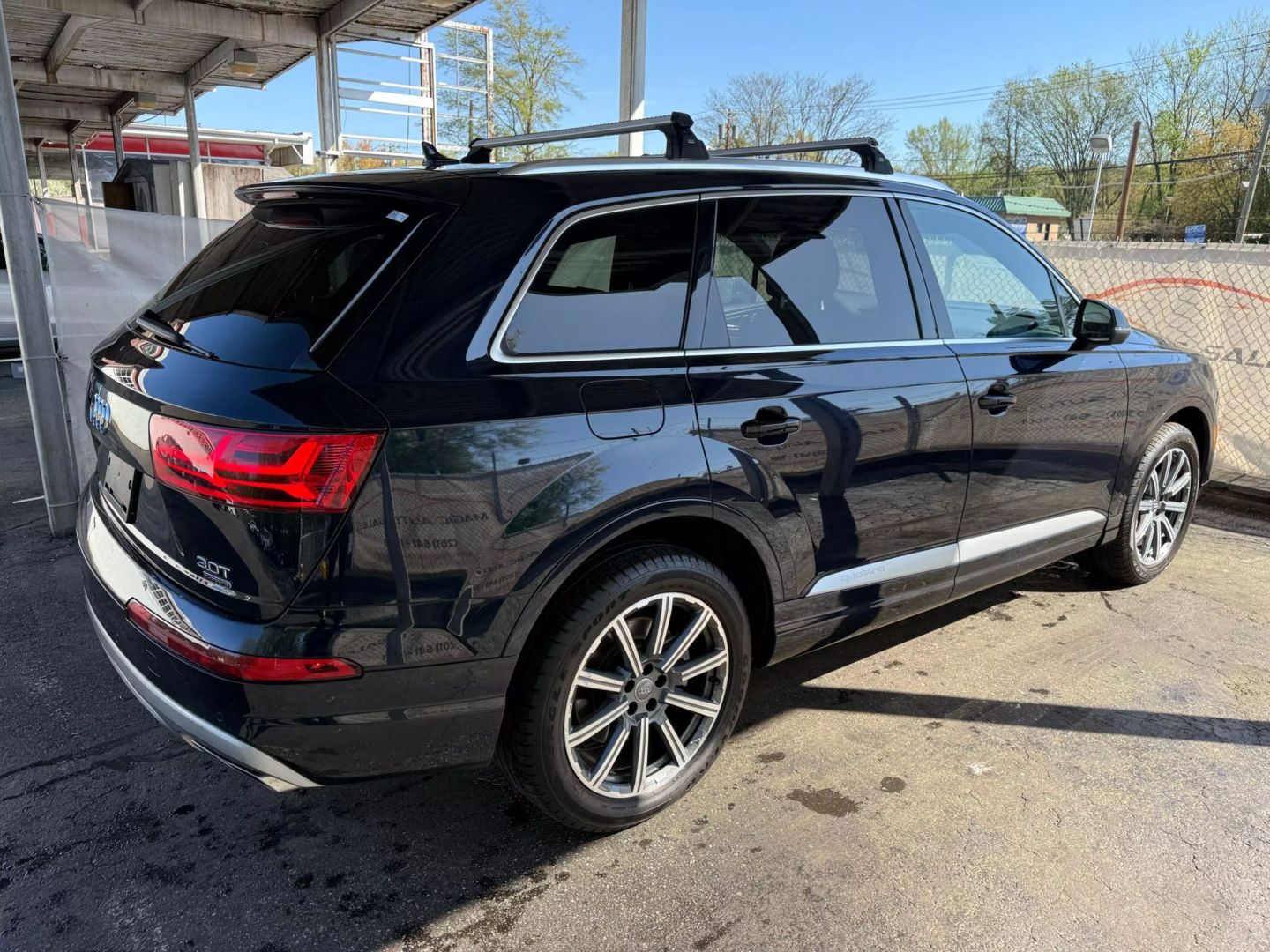 2017 Audi Q7 - Image 13