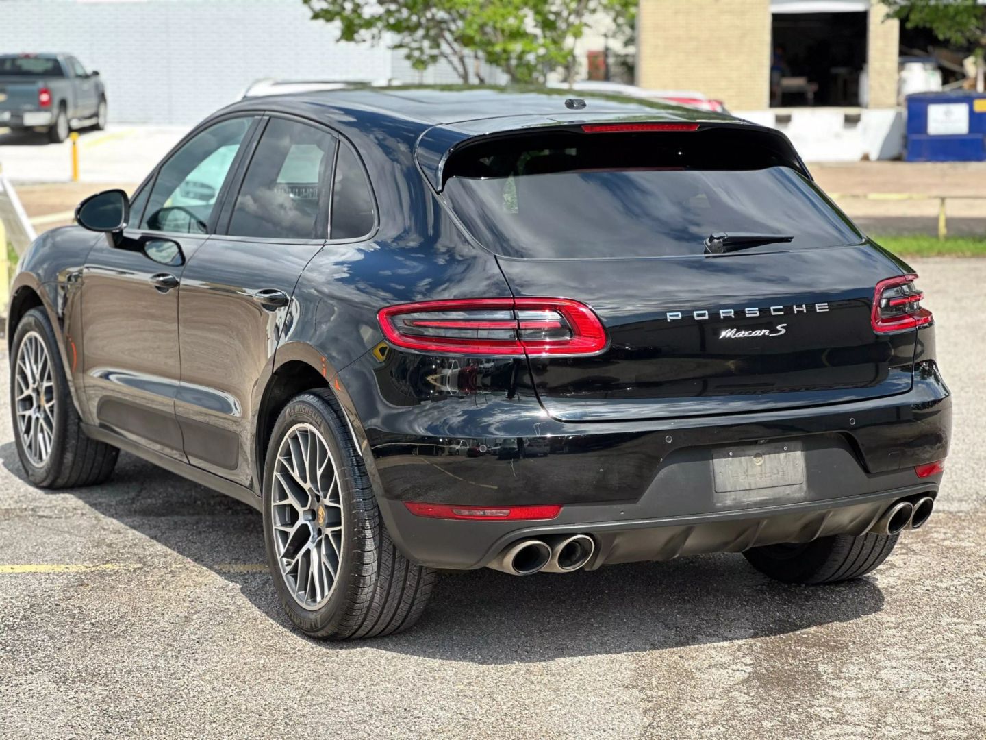 2017 Porsche Macan - Image 4
