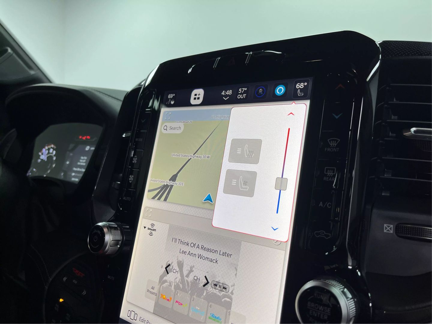 2022 Ram 1500 Crew Cab - Image 31