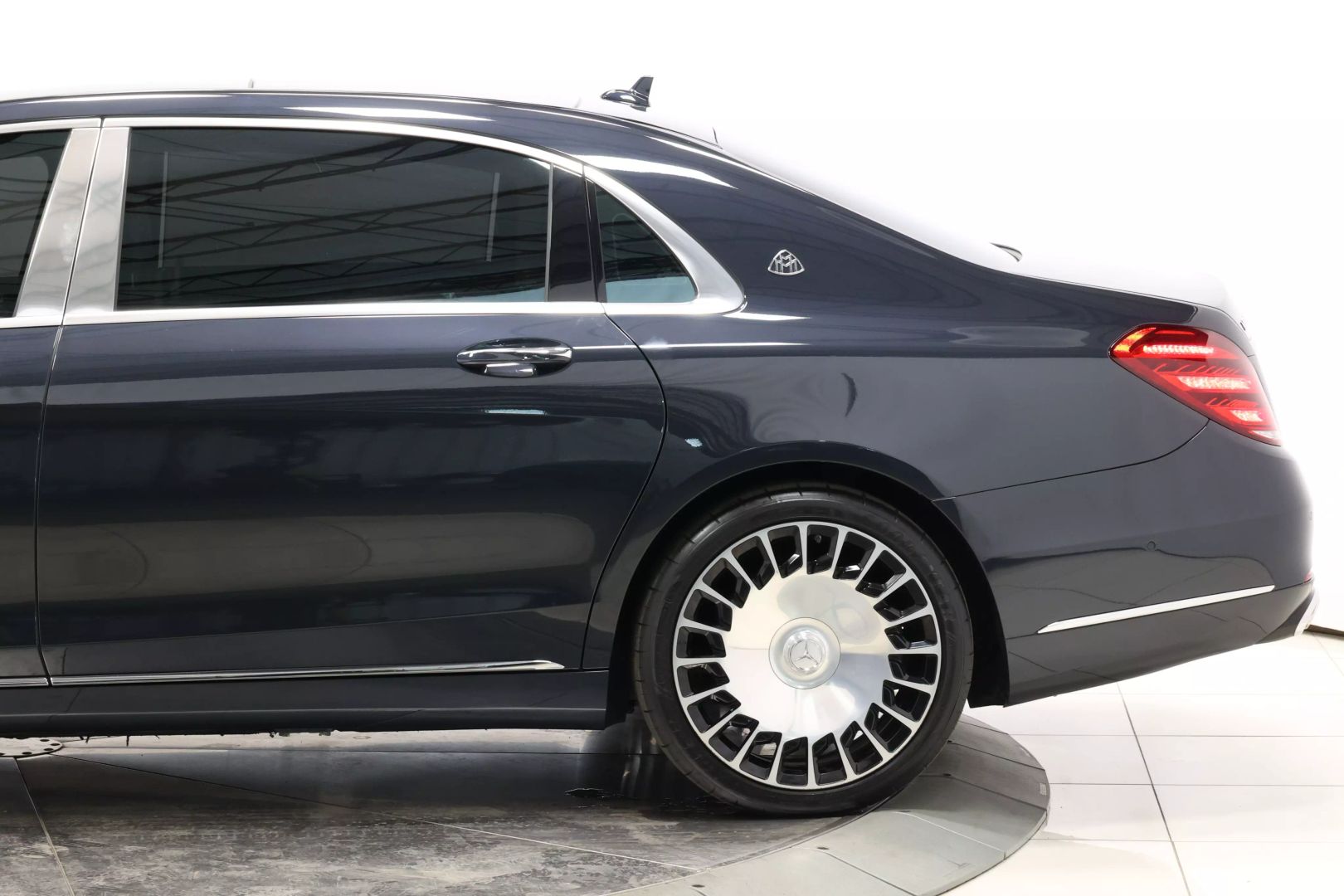 2018 Mercedes-benz Mercedes-maybach S-class - Image 8