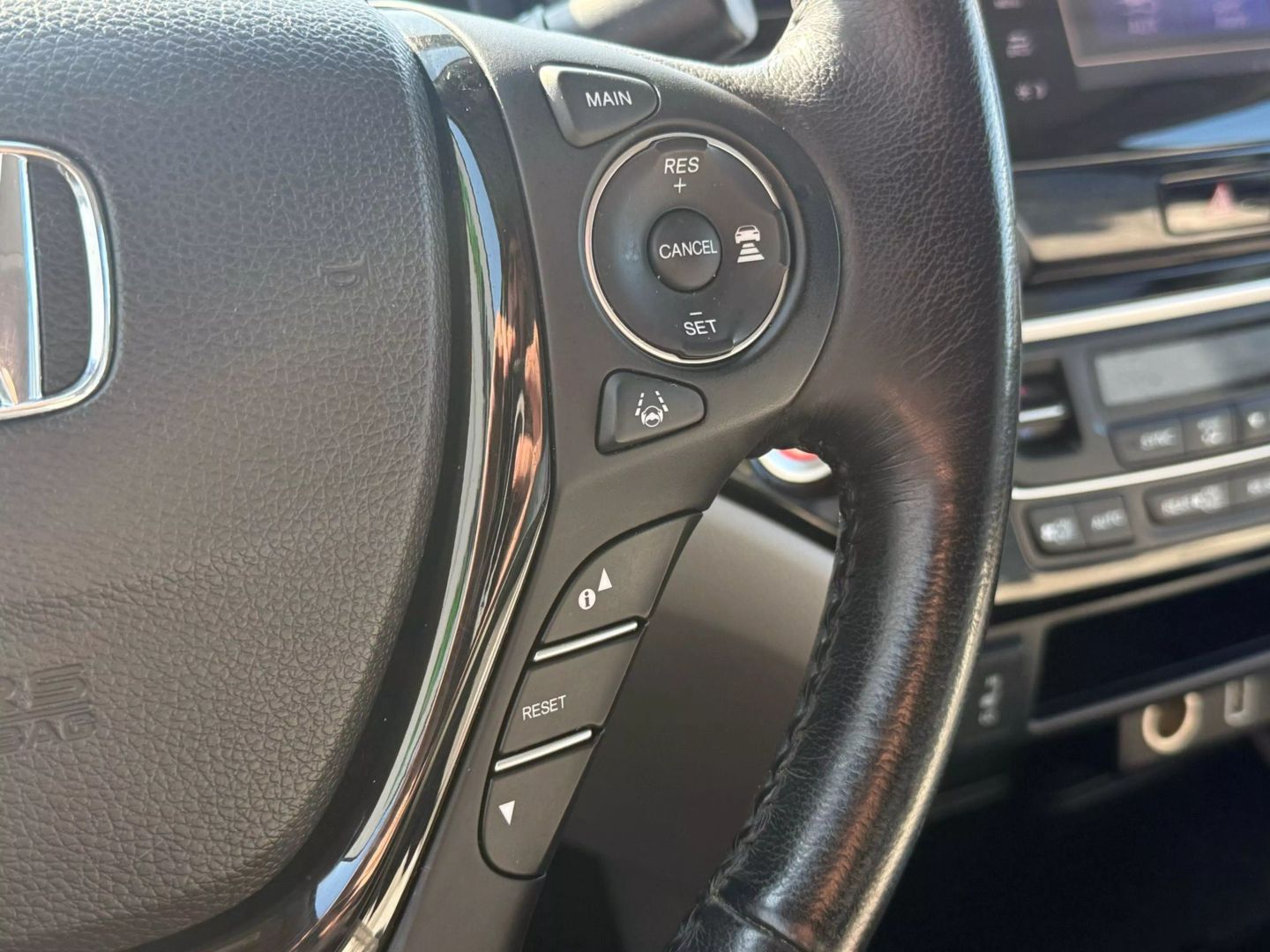 2019 Honda Ridgeline - Image 28