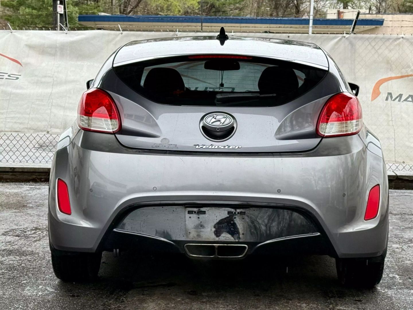 2013 Hyundai Veloster - Image 10
