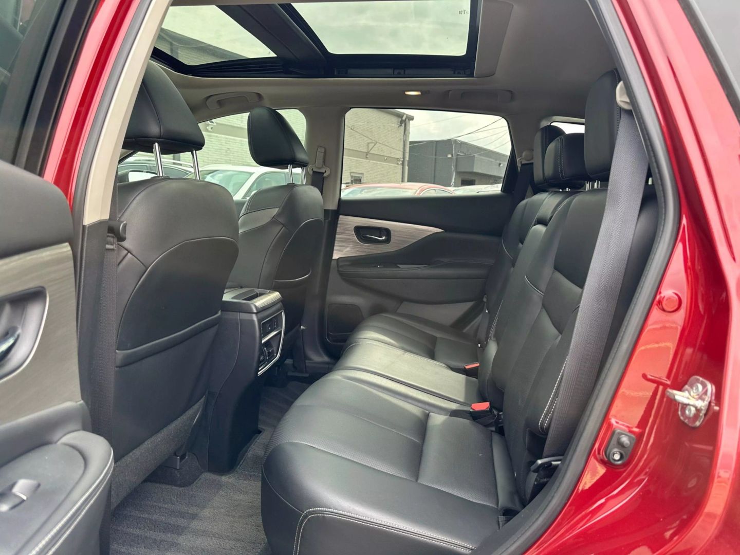 2018 Nissan Murano - Image 17