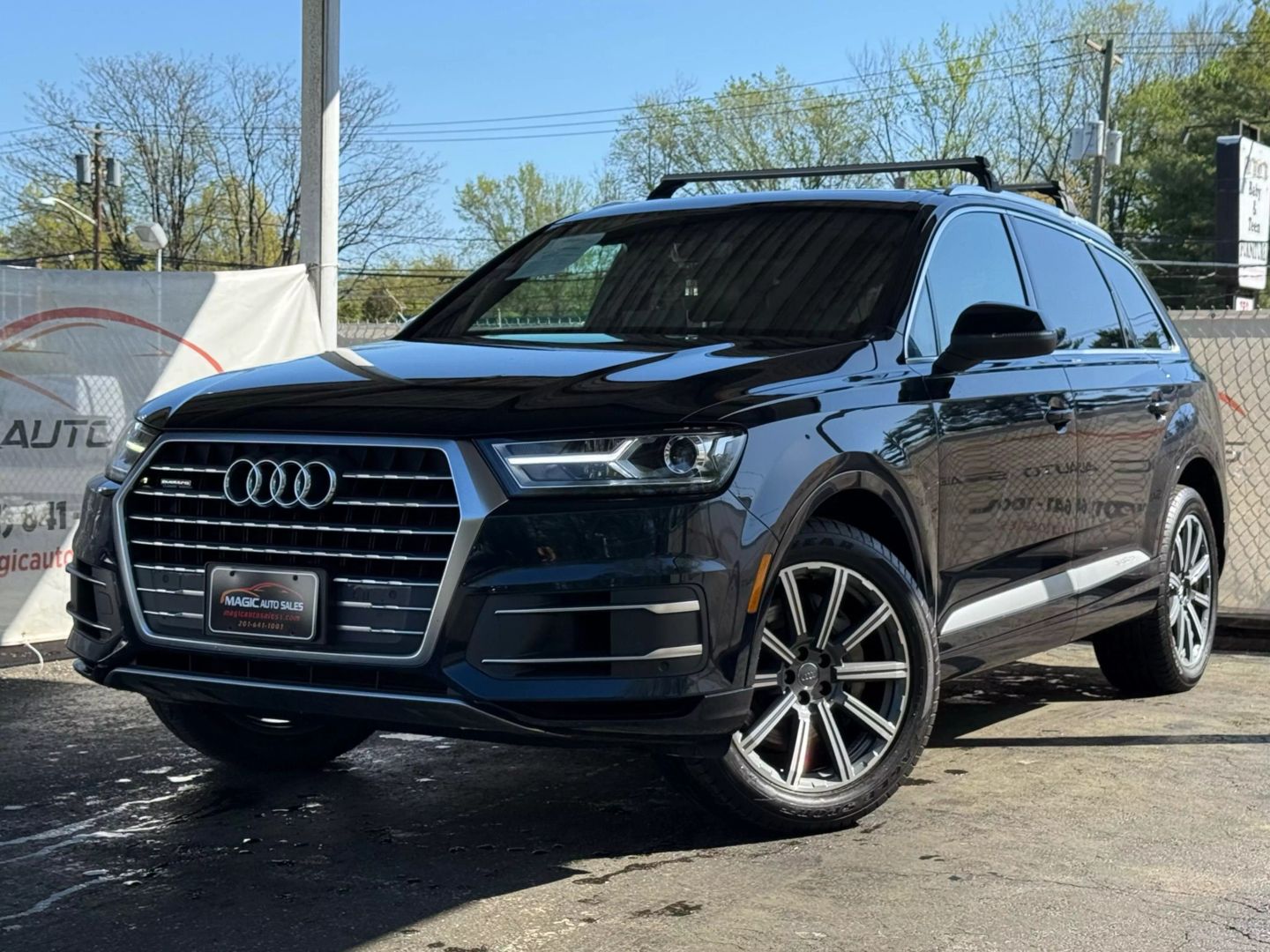 2017 Audi Q7 - Image 1