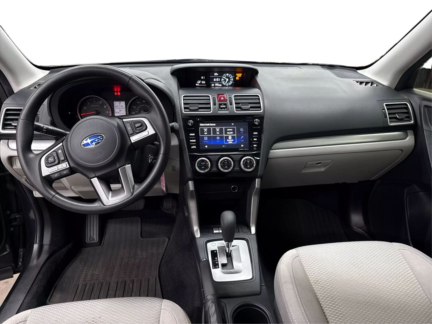 2018 Subaru Forester - Image 19