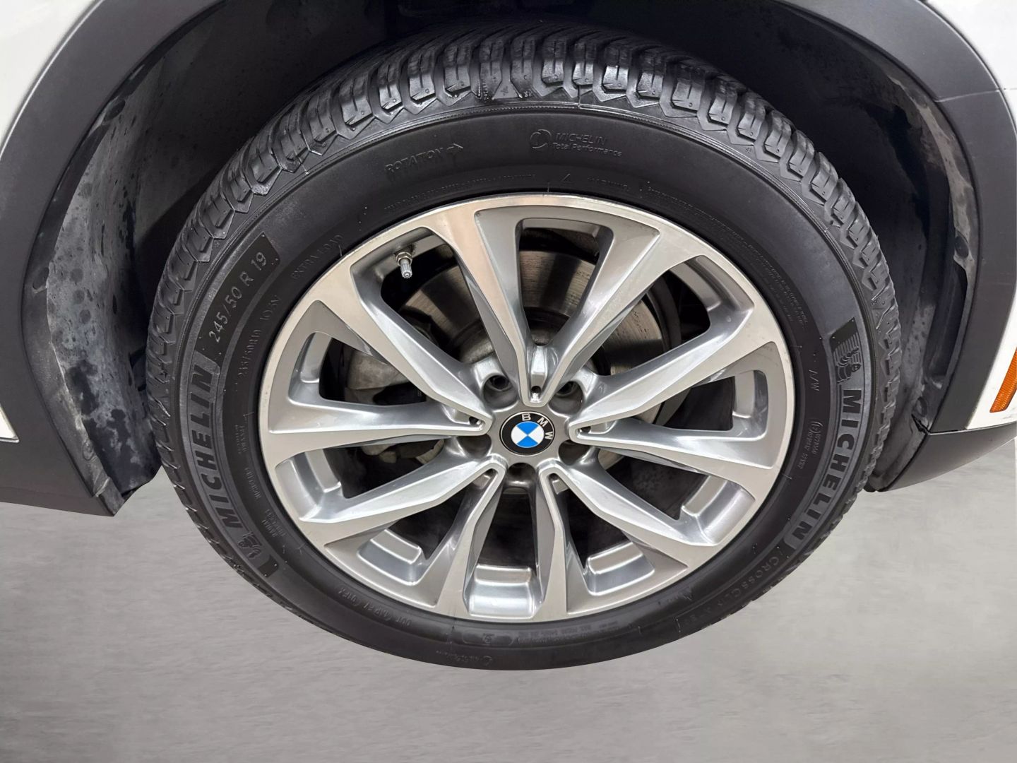 2018 Bmw X3 - Image 15