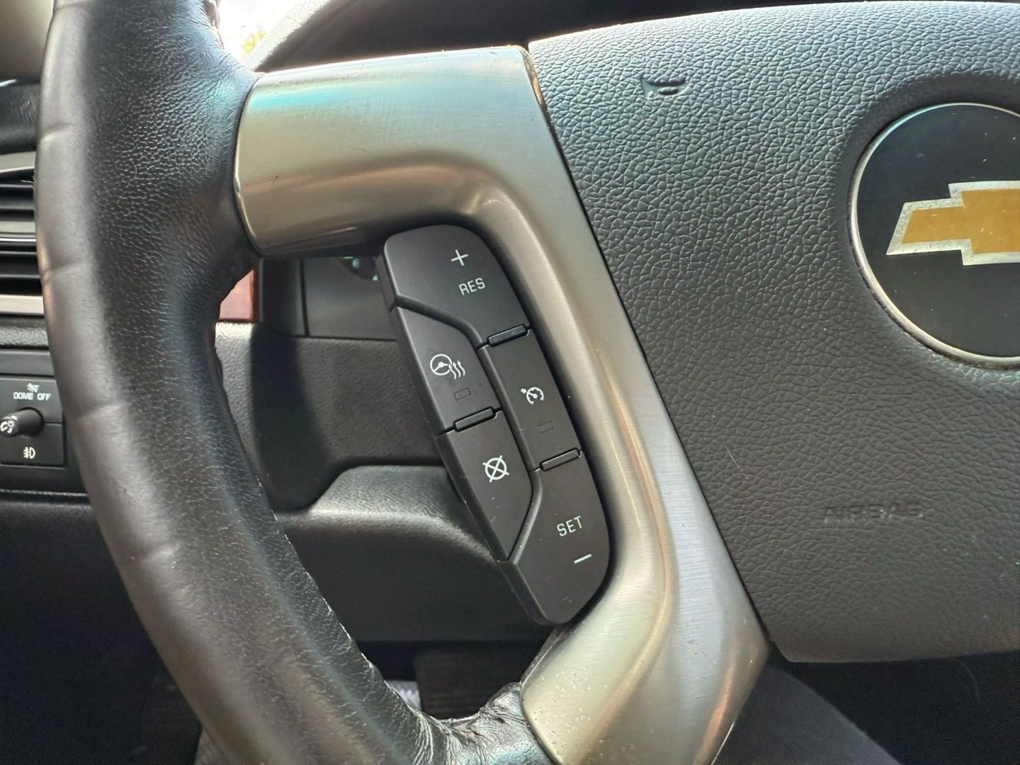 2013 Chevrolet Tahoe - Image 28