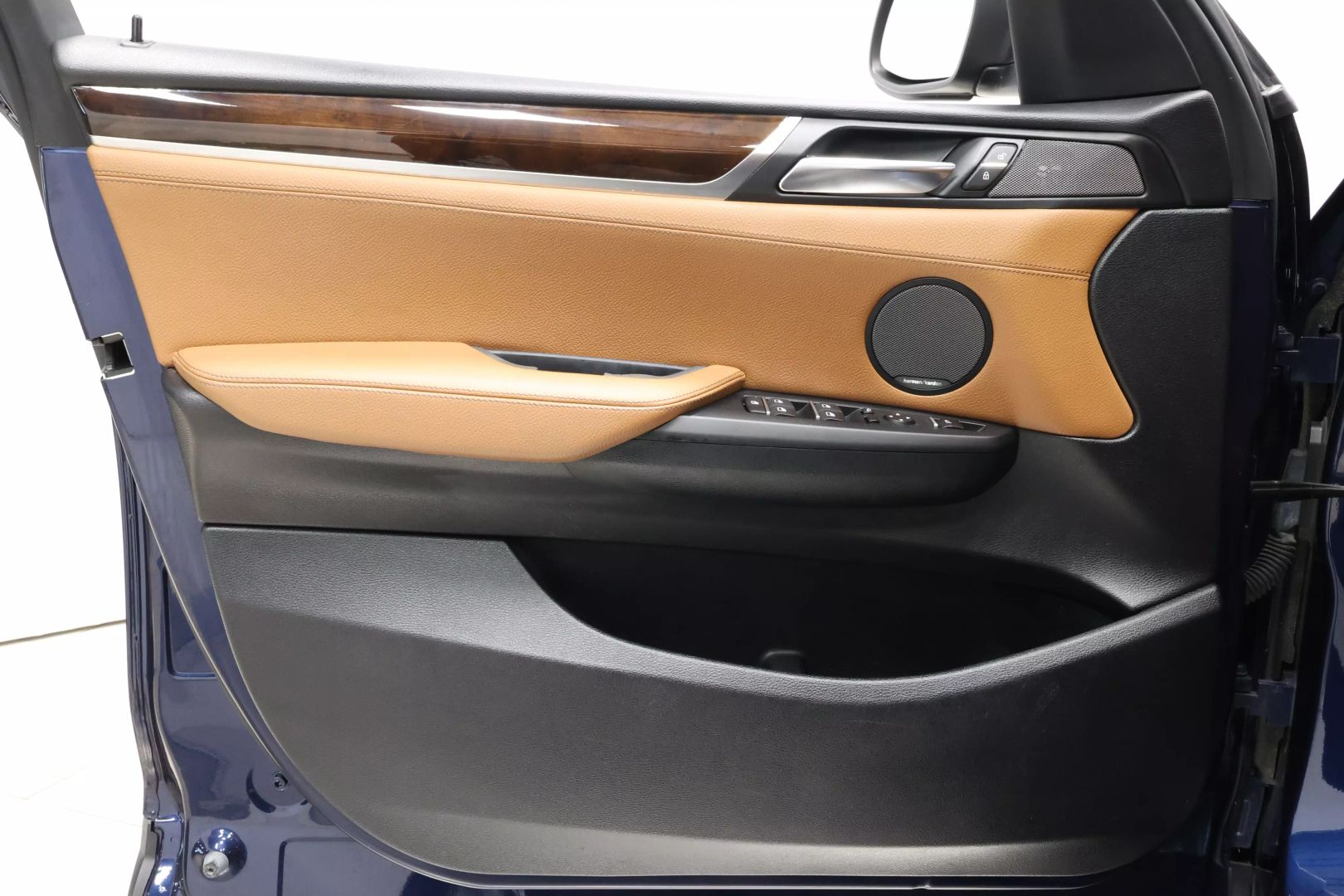 2017 Bmw X3 - Image 9