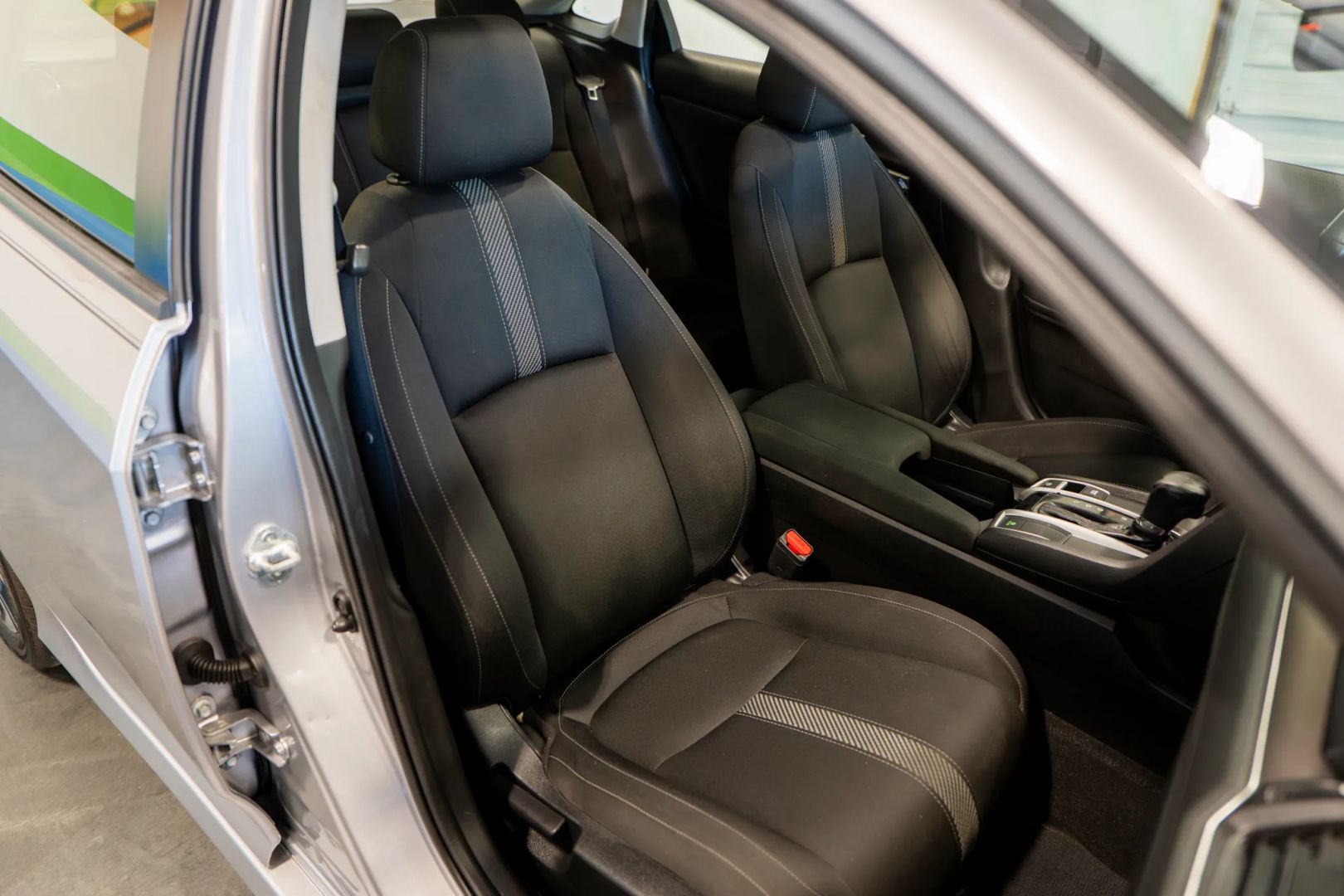 2018 Honda Civic Ex-t Sedan 4d - Image 30