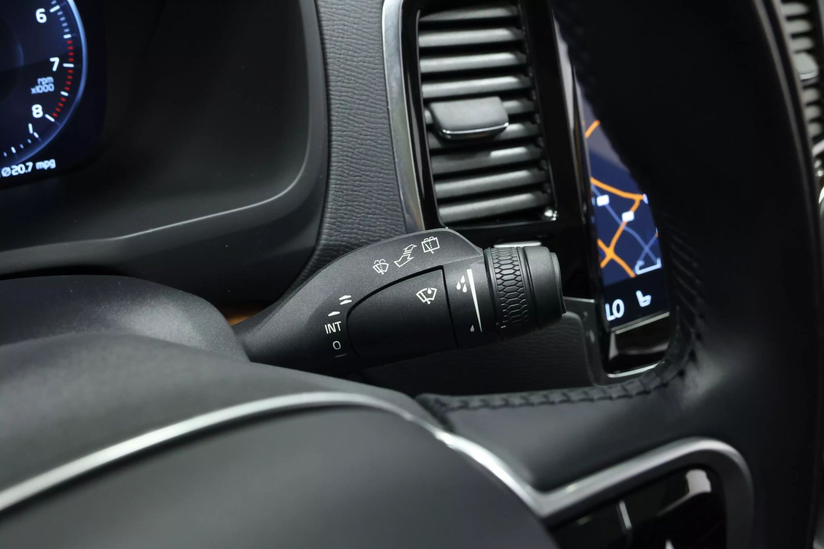 2022 Volvo Xc90 - Image 25