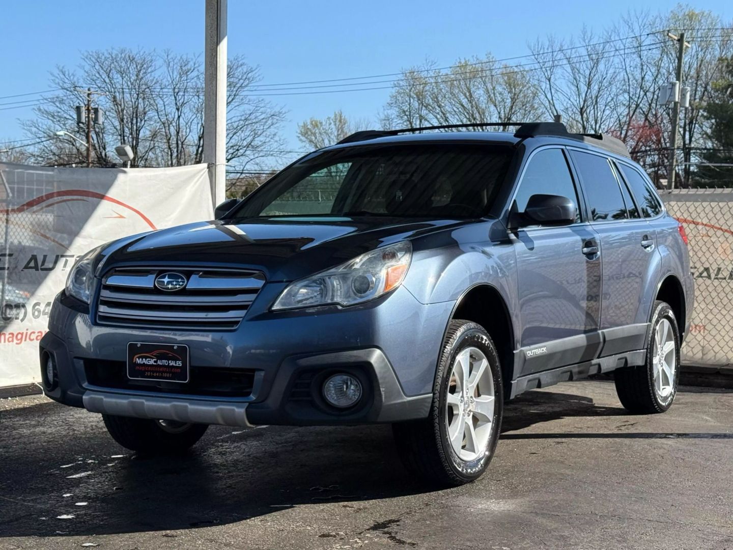 2014 Subaru Outback - Image 3